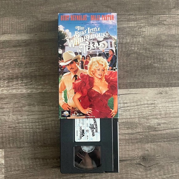 THE BEST LITTLE WHOREHOUSE IN TEXAS - BURT REYNOLDS DOLLY PARTON [ VHS ] - Picture 4 of 5